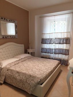Dimoramuri B&B, Catania, Italy