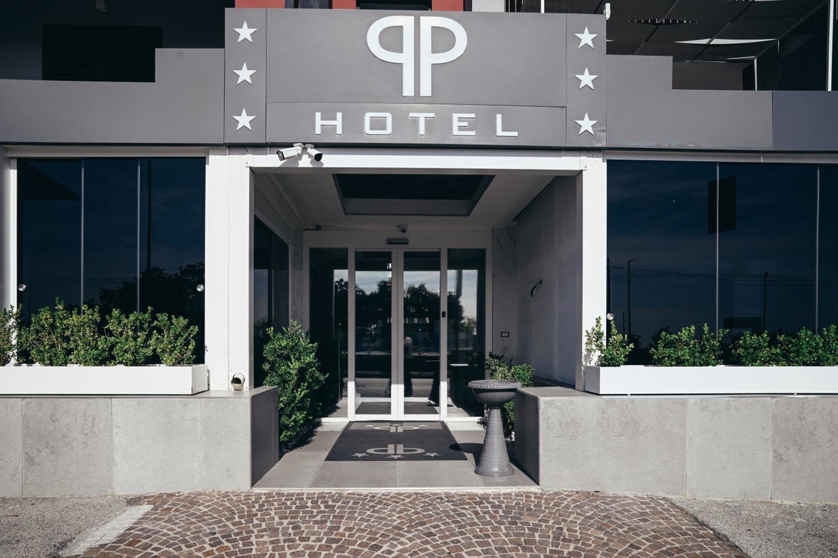 Hotel · Puteoli Palace Hotel, Pozzuoli