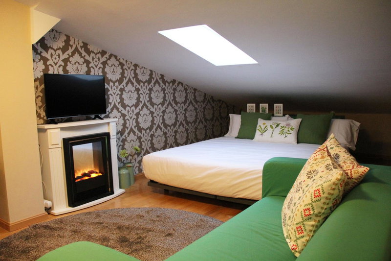 Apartamentos Vino y Camino, Nájera, Spain
