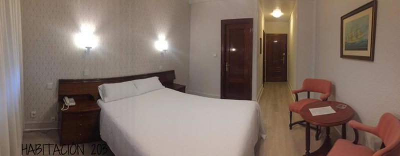 Hostal Vista Alegre, Castro-Urdiales, Spain