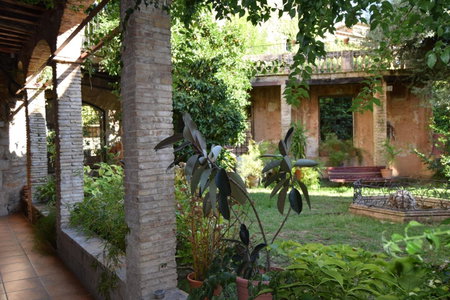 Casa Cundaro, Girona, Spain