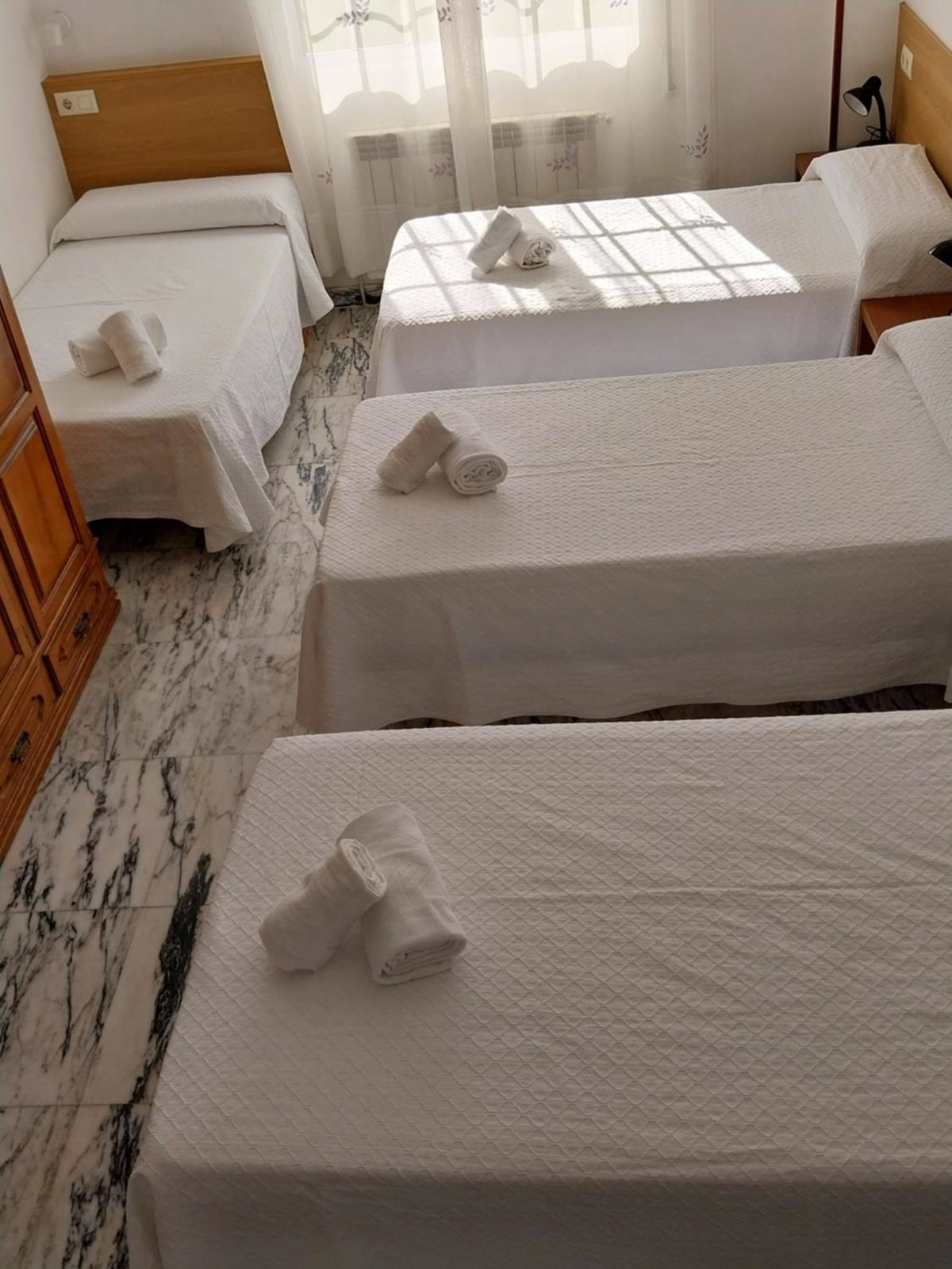 Hotel · Pensión Glorioso II, Picaraña