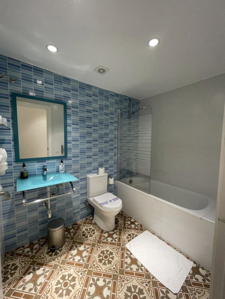 Hostal Nova Barcelona, Barcelona, Spain