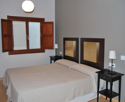 Apartamentos Plaza Mayor, Llanes, Spain