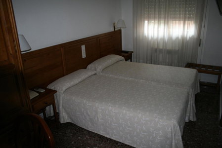 Hostal Puente de Piedra, Zaragoza, Spain