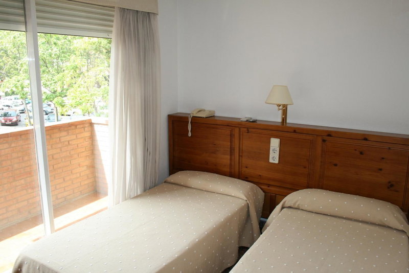 Hostal Puente de Piedra, Zaragoza, Spain