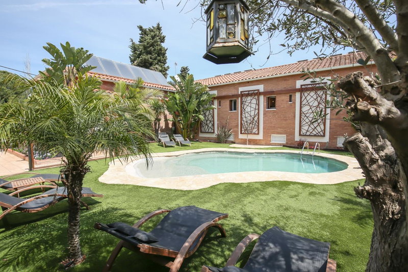 Rambla de Marisol Apartments, Castelldefels, Spain