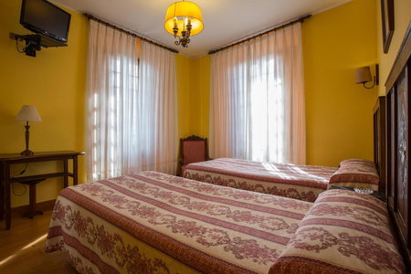 Casa España, Villaviciosa, Spain