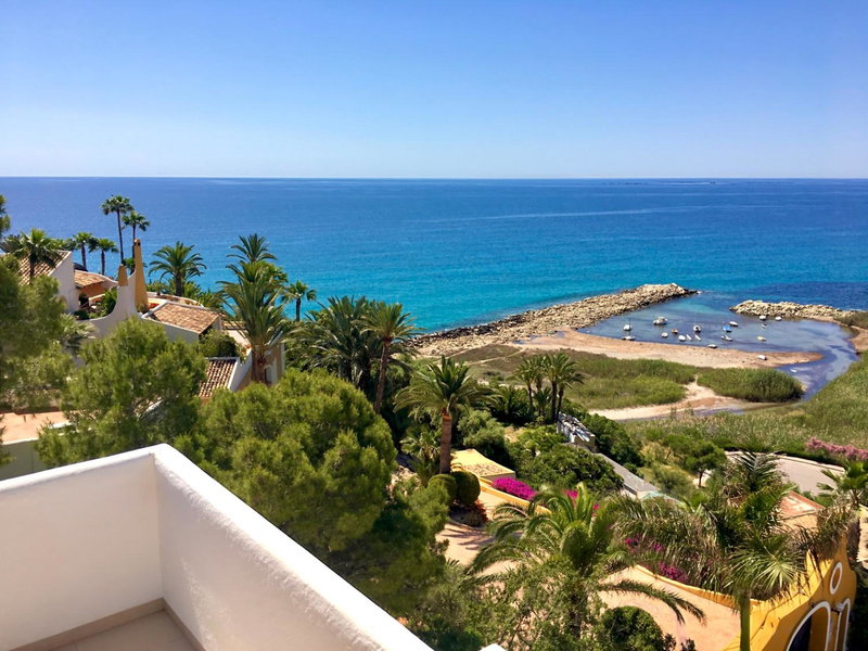 Cala Lanuza Suites, El Campello, Spain