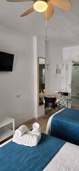 Candisol Cozy Inns, Torremolinos, Spain