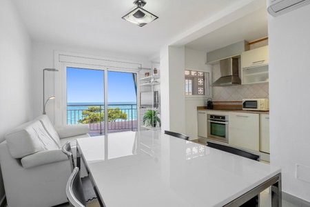Hauzify I Apartament Cannes, Platja d'Aro, Spain