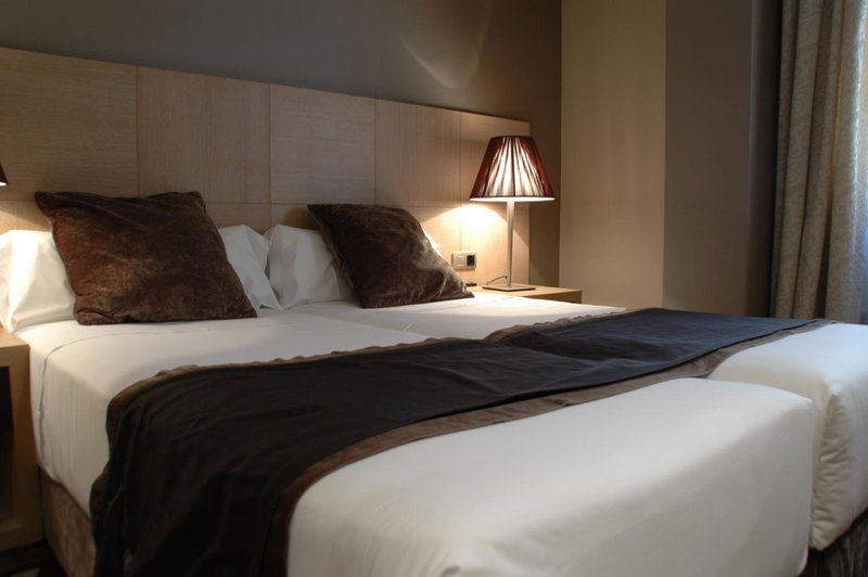 Washington Parquesol Suites & Hotel, Valladolid, Spain