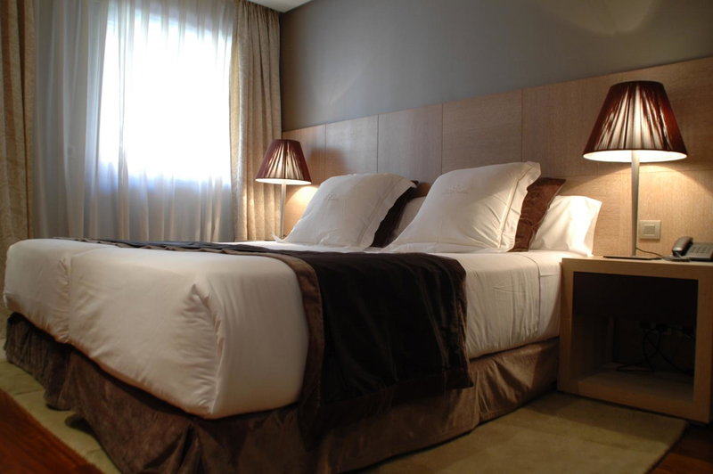 Washington Parquesol Suites & Hotel, Valladolid, Spain