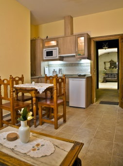 Apartamentos Turísticos Casa de La Borrega, Estepona, Spain