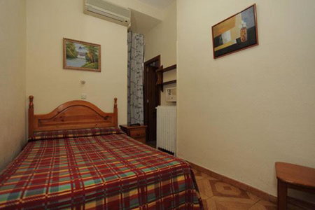 Hostal Fuentesol, Madrid, Spain