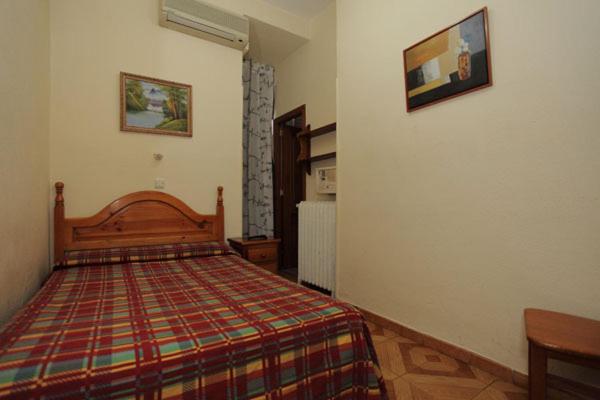 Hostal Fuentesol, Madrid, Spain