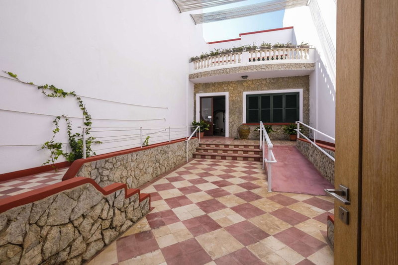 Hotel Abril 37, Ciutadella, Spain