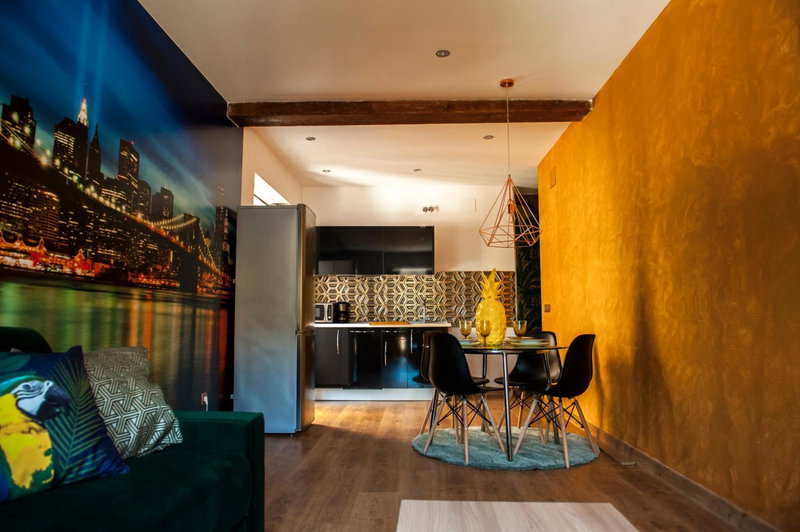 Apartamentos Art Suite Santander, Santander, Spain