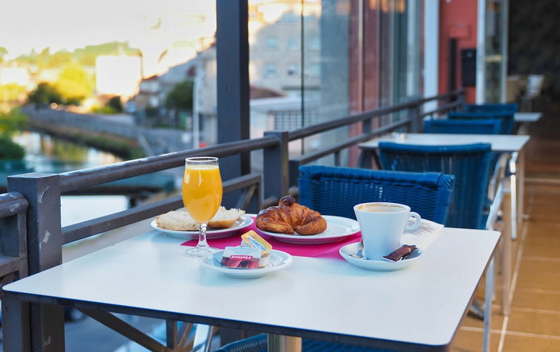 Hotel Apartamentos Dabarca, Pontevedra, Spain