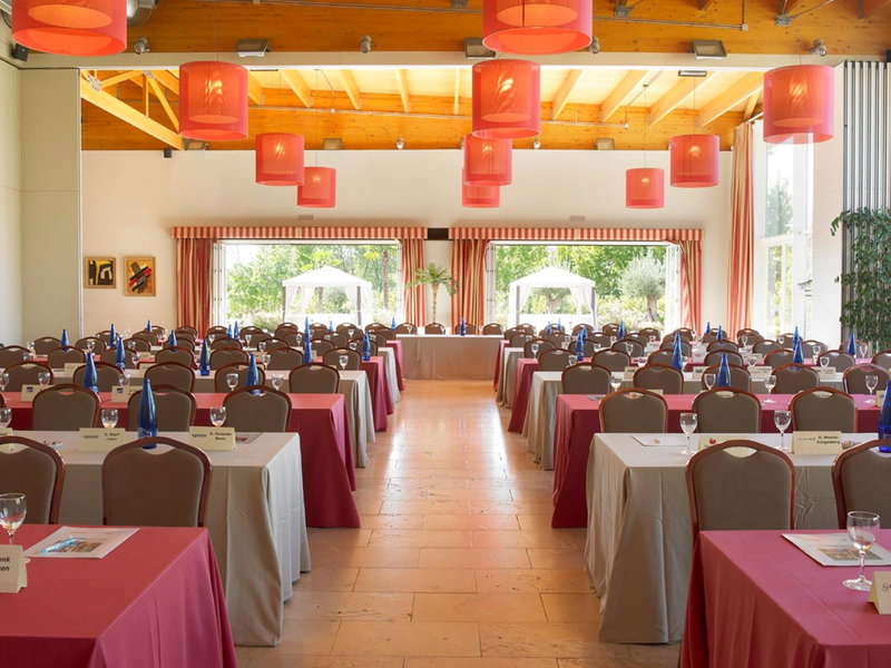 Hotel Isla de La Garena, Alcalá de Henares, Spain