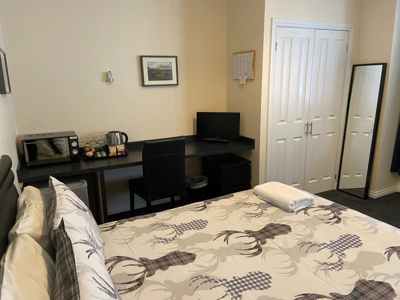 Ivy Cottage-Serviced accommodation, Dyce, United Kingdom