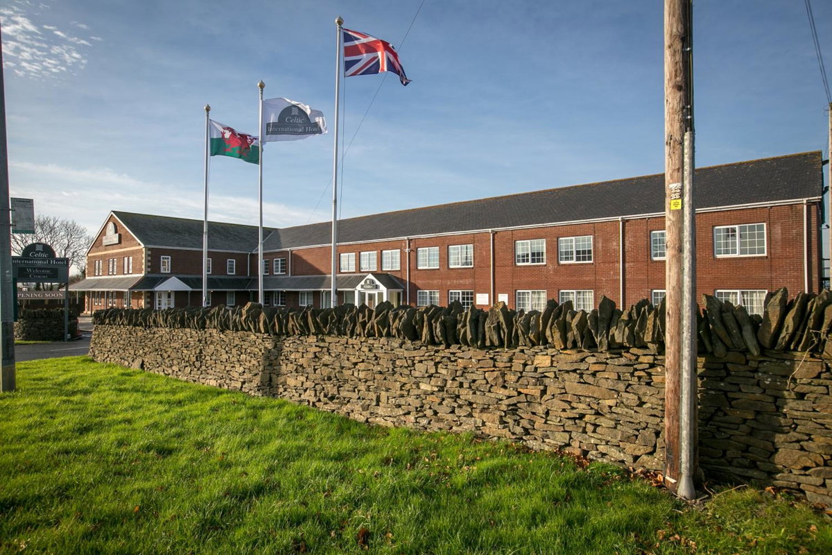 Hotel · Celtic International Hotel Cardiff Airport, Barry