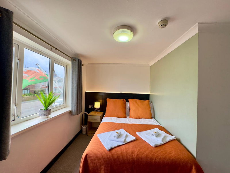 Coastal Park Accommodation, Llanelli, United Kingdom