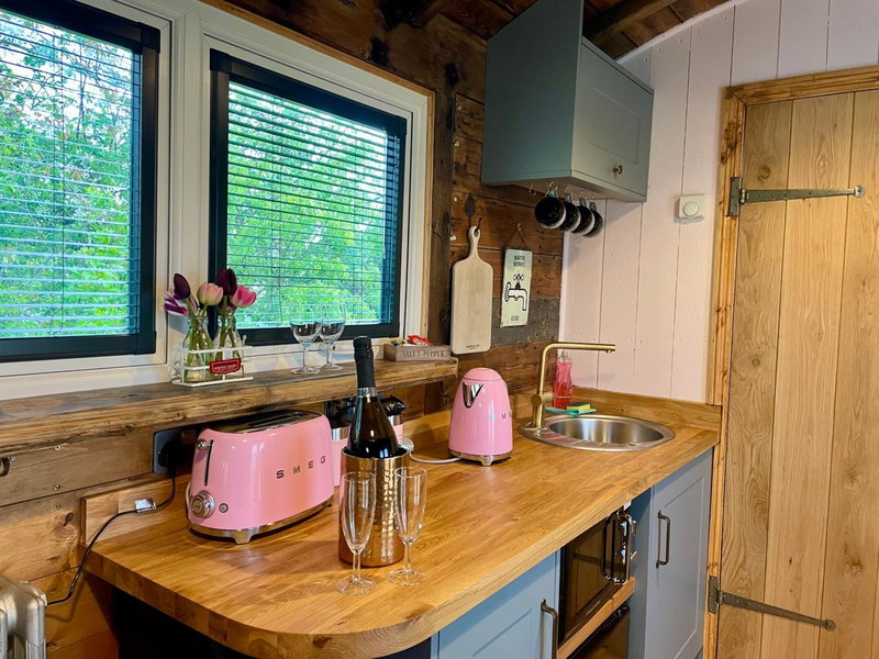 Skipbridge Farm Glamping, Green Hammerton, United Kingdom