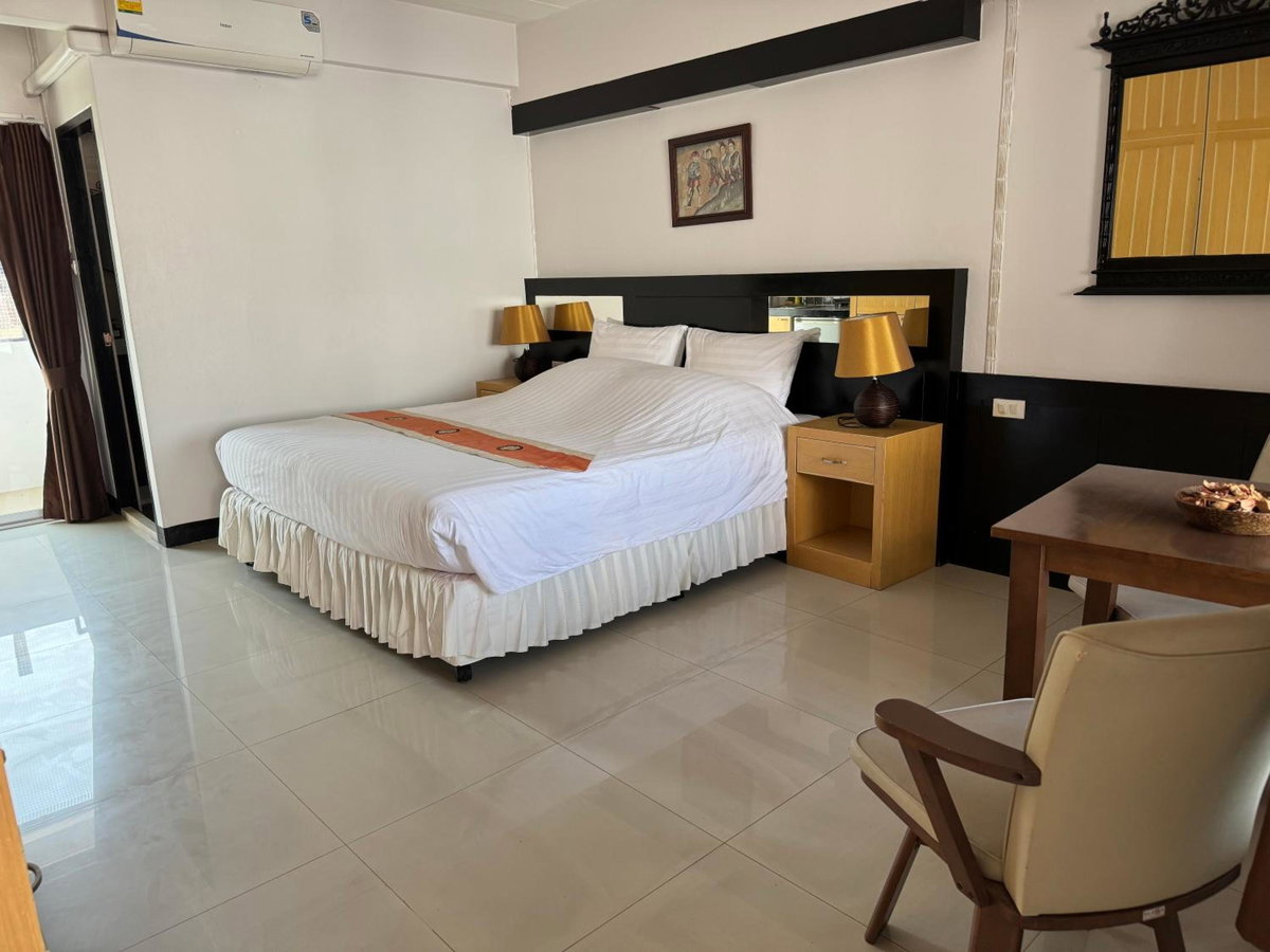 Hotel · Borarn House, Bangkok