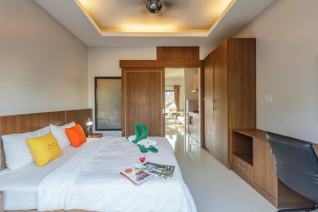 Happy Eight Resort, Nai Harn Beach, Thailand