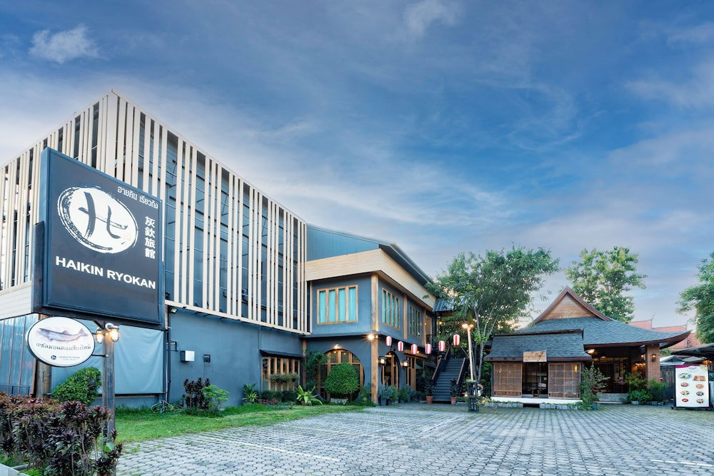 Haikin Ryokan, Thailand