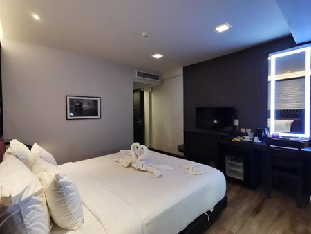Holatel Hotel Phitsanulok, Phitsanulok, Thailand