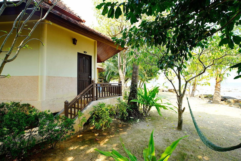 Coral Resort, Ko Chang, Thailand