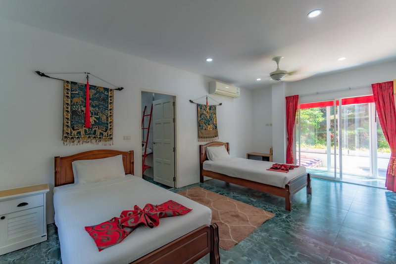 Villa Nap Dau 10 Bedrooms, Chalong, Thailand