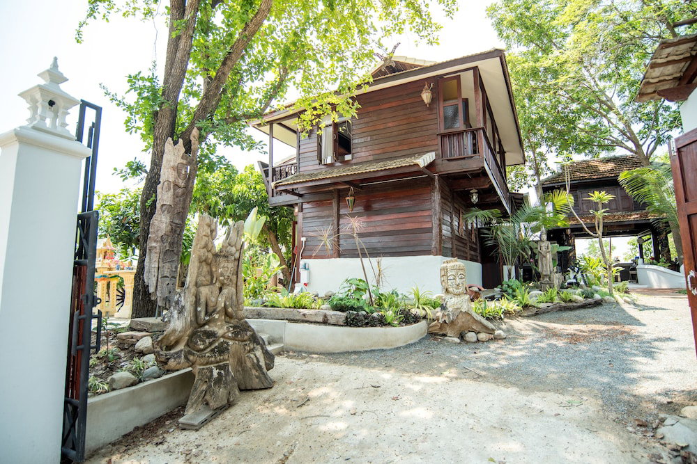Hotel · Boon Home Stay Arts and Crafts, San Kamphaeng