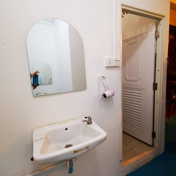 Dluck Hostel, Kanchanaburi, Thailand
