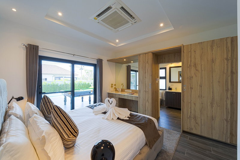 Modern 3 Bedroom Private Pool Villa -ML7, Hua Hin, Thailand