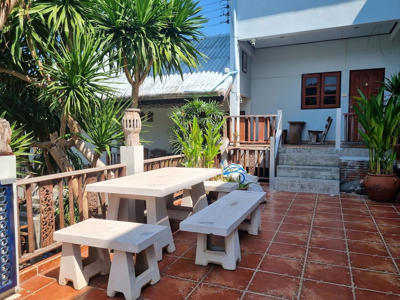 Sawasdee Sichang Resort, Ko Sichang, Thailand