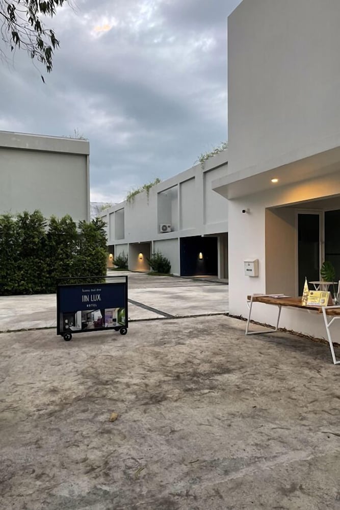 Innlux Phuket, Thailand