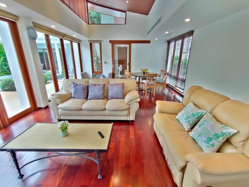 Pranaluxe 4 Bedroom Pool Villa C6, Pran Buri, Thailand