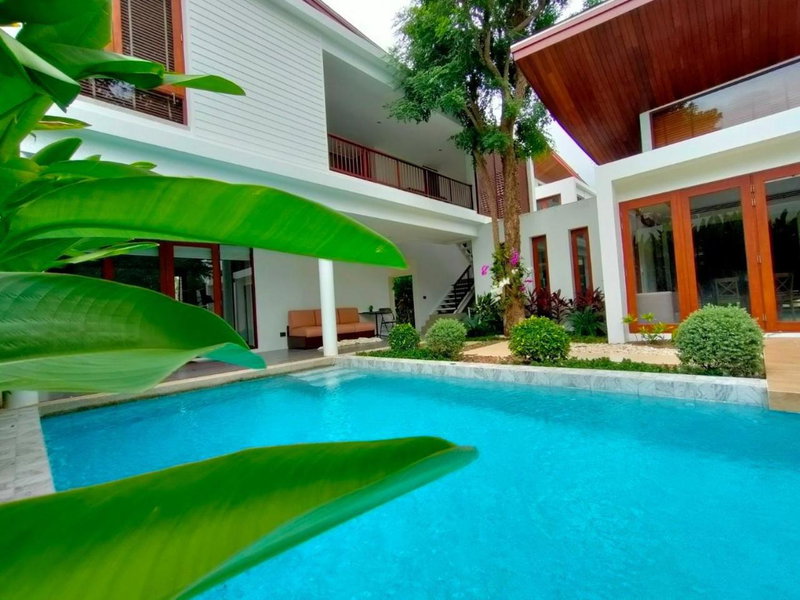 Pranaluxe 4 Bedroom Pool Villa C6, Pran Buri, Thailand