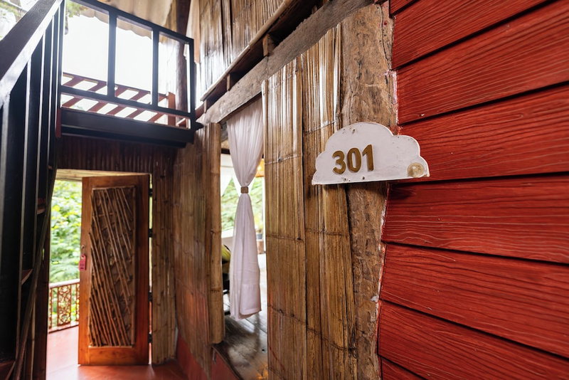 Monruamsuk Homestay Cafe And Bistro, Mae On, Thailand
