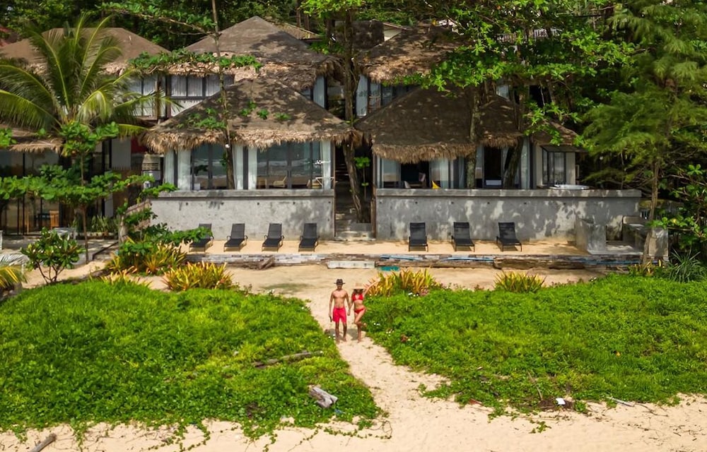 Sealord Naithon Beach Phuket, ประเทศไทย