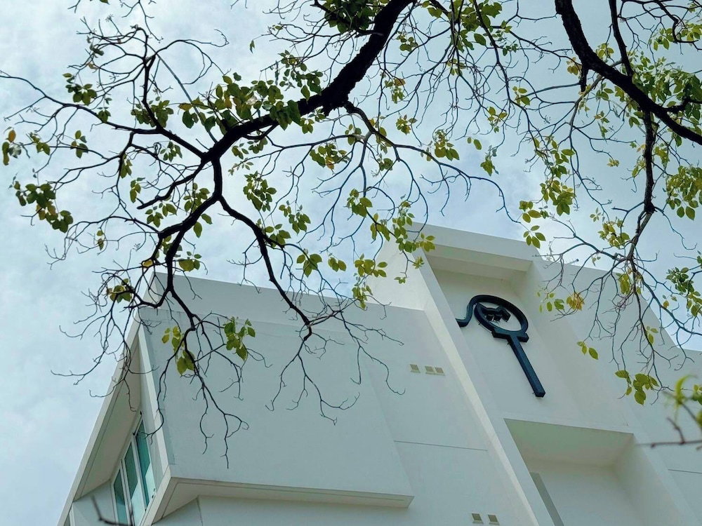 Hotel · ResT Bangkok Poshtel, Bangkok