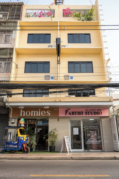 Homies Ratchada Hotel, Bangkok, Thailand