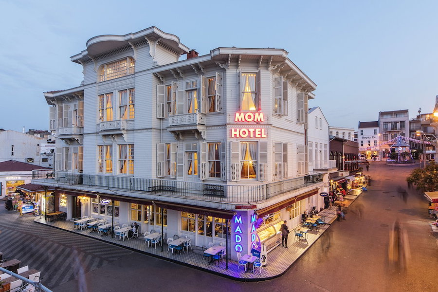 Mom Hotel, Adalar, Turkey