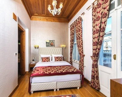 Mom Hotel, Adalar, Turkey
