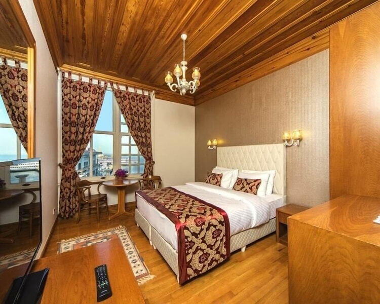 Mom Hotel, Adalar, Turkey