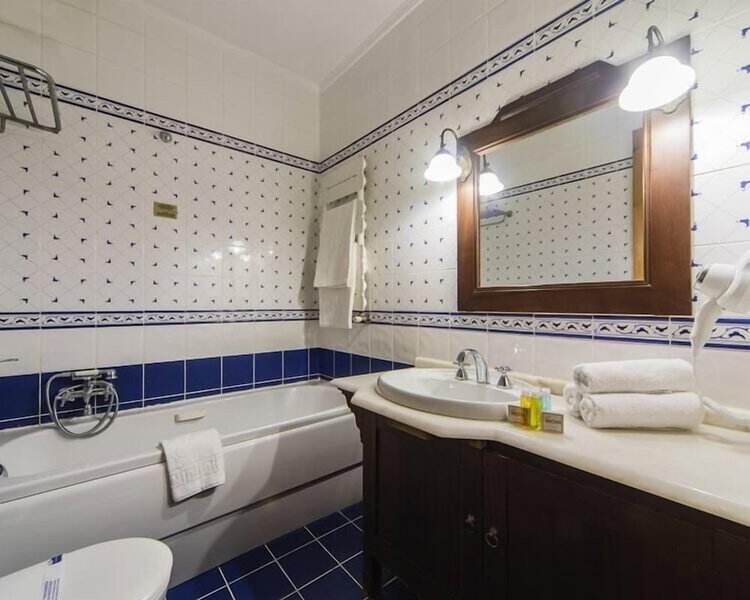 Mom Hotel, Adalar, Turkey