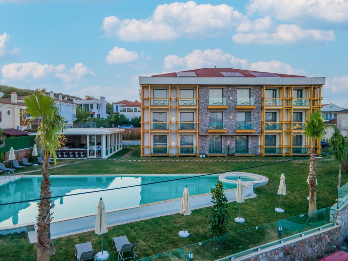 Joon Cunda, Turkey